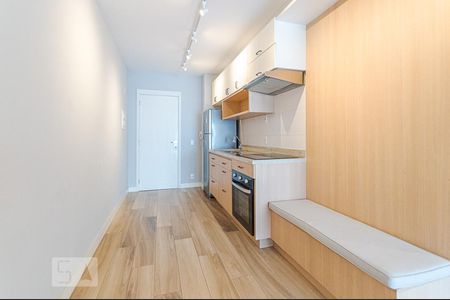 Cozinha de kitnet/studio à venda com 1 quarto, 44m² em Centro, São Paulo