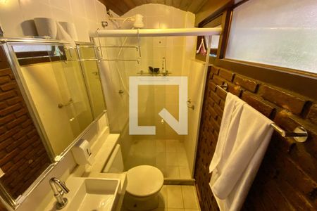 Casa à venda com 600m², 7 quartos e 1 vaga Casa à venda com 600m², 7 quartos e 1 vagaBanheiro Suíte