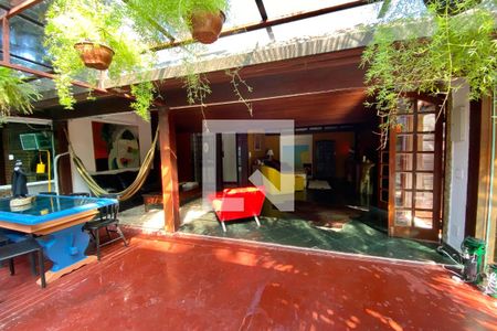 Sala de casa à venda com 7 quartos, 500m² em Cosme Velho, Rio de Janeiro