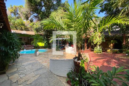 Casa à venda com 600m², 7 quartos e 1 vaga Casa à venda com 600m², 7 quartos e 1 vagaÁrea externa