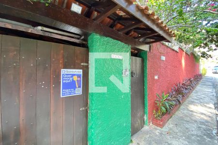 Casa à venda com 600m², 7 quartos e 1 vaga Casa à venda com 600m², 7 quartos e 1 vagaPlaquinha instalada