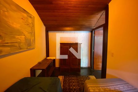 Quarto 1 de casa para alugar com 5 quartos, 500m² em Cosme Velho, Rio de Janeiro