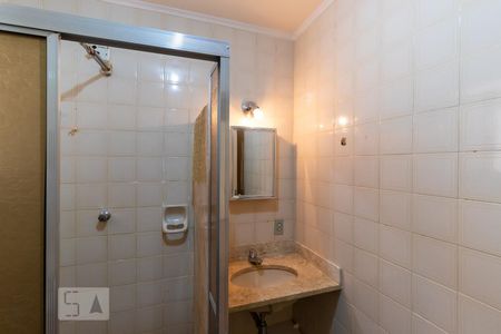 Banheiro de apartamento para alugar com 1 quarto, 58m² em Centro, Campinas