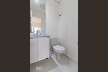 Lavabo de apartamento para alugar com 1 quarto, 50m² em Tamboré, Barueri