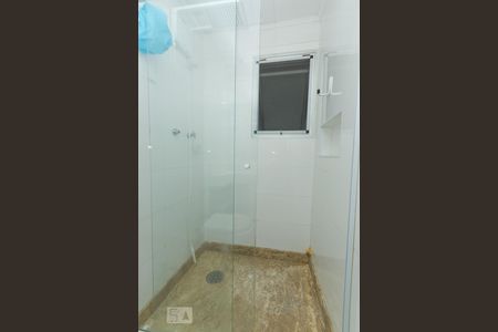 Banheiro de apartamento para alugar com 2 quartos, 64m² em Vila Guarani (z Sul), São Paulo
