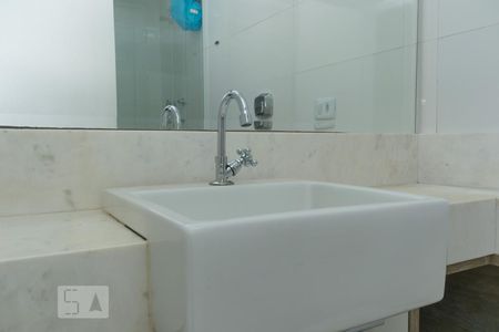 Detalhe do banheiro de apartamento para alugar com 2 quartos, 64m² em Vila Guarani (z Sul), São Paulo