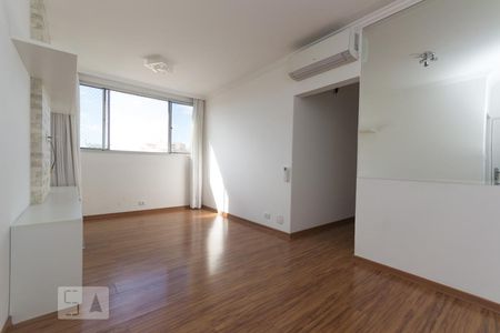 Sala de apartamento para alugar com 2 quartos, 64m² em Vila Guarani (z Sul), São Paulo