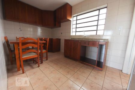 Cozinha de apartamento para alugar com 2 quartos, 75m² em Nossa Senhora das Graças, Canoas