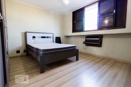 Quarto de apartamento à venda com 1 quarto, 60m² em Menino Deus, Porto Alegre