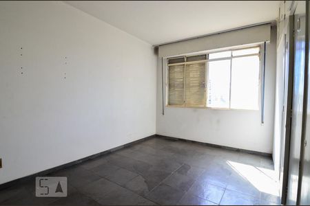 Quarto 2 de apartamento à venda com 3 quartos, 150m² em Cambuí, Campinas