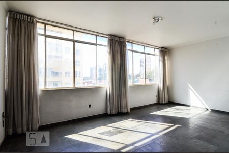 Sala de apartamento à venda com 3 quartos, 150m² em Cambuí, Campinas