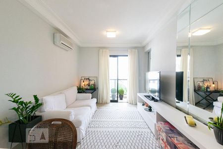 Sala de apartamento para alugar com 1 quarto, 45m² em Vila Uberabinha, São Paulo
