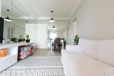 Sala de apartamento para alugar com 1 quarto, 45m² em Vila Uberabinha, São Paulo