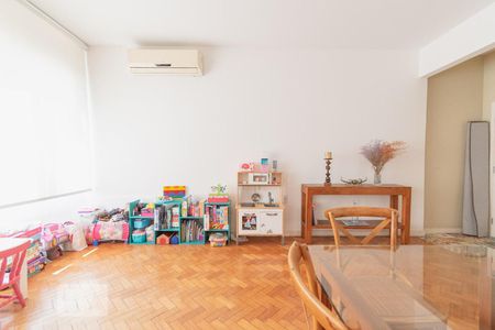 Sala de apartamento à venda com 2 quartos, 100m² em Humaitá, Rio de Janeiro