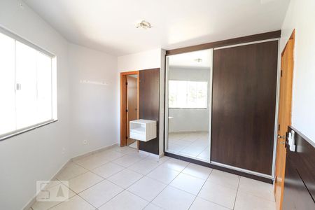 Suíte 1 de casa para alugar com 3 quartos, 100m² em Jardim Planalto, Goiânia