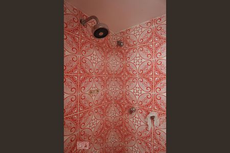 Casa à venda com 560m², 5 quartos e 6 vagas Casa à venda com 560m², 5 quartos e 6 vagasBanheiro Social 2