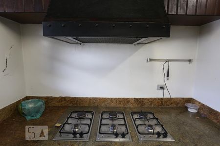 Casa à venda com 560m², 5 quartos e 6 vagas Casa à venda com 560m², 5 quartos e 6 vagasCozinha