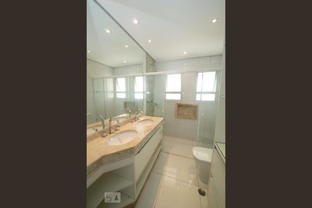 Suite de apartamento à venda com 4 quartos, 180m² em Centro, Guarulhos