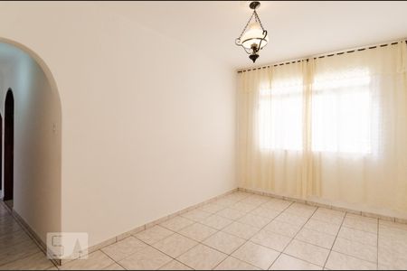 Apartamento à venda com 99m², 2 quartos e 1 vagaSala