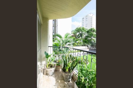 Apartamento à venda com 4 quartos, 161m² em Indianópolis, São Paulo