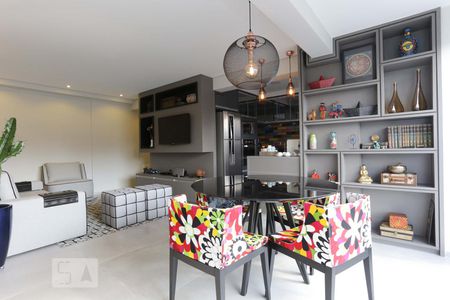 Sala de apartamento para alugar com 1 quarto, 63m² em Vila Madalena, São Paulo