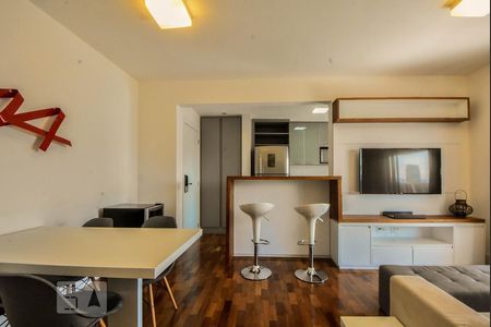 Sala de apartamento para alugar com 2 quartos, 74m² em Vila Gertrudes, São Paulo