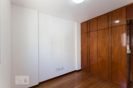 Quarto 2 de apartamento para alugar com 4 quartos, 86m² em Setor Bueno, Goiânia