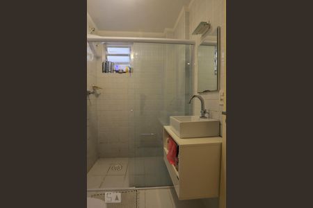 Banheiro de apartamento para alugar com 1 quarto, 54m² em Paraíso, São Paulo