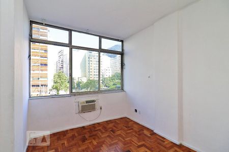 Quarto 2. de apartamento para alugar com 2 quartos, 70m² em Copacabana, Rio de Janeiro