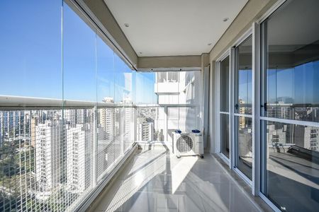 Varanda de apartamento à venda com 1 quarto, 50m² em Vila Andrade, São Paulo