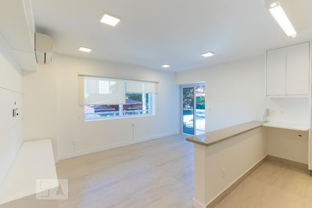 Sala de apartamento para alugar com 2 quartos, 66m² em Cambuí, Campinas