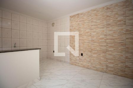 Sala de casa para alugar com 2 quartos, 80m² em Taguatinga Norte (taguatinga), Brasília