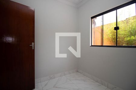 Quarto 1 de casa para alugar com 2 quartos, 80m² em Taguatinga Norte (taguatinga), Brasília