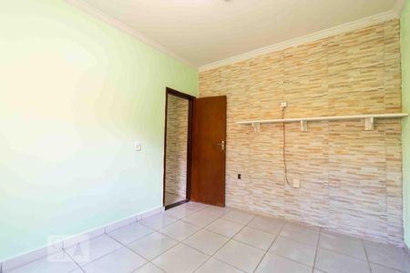 Quarto 02 de casa para alugar com 2 quartos, 80m² em Taguatinga Norte (taguatinga), Brasília