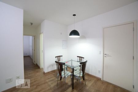 Sala de apartamento para alugar com 2 quartos, 74m² em Cidade Monções, São Paulo