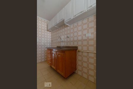 Cozinha de kitnet/studio à venda com 1 quarto, 45m² em Liberdade, São Paulo