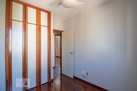 Quarto 01 de apartamento para alugar com 3 quartos, 86m² em Funcionários, Belo Horizonte