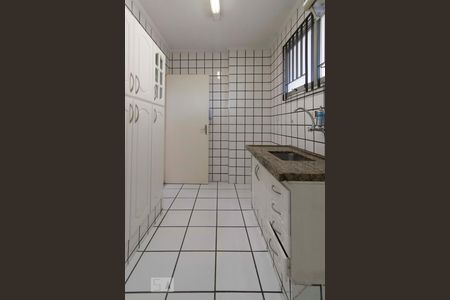 Cozinha de apartamento à venda com 2 quartos, 54m² em Jardim Peri, São Paulo