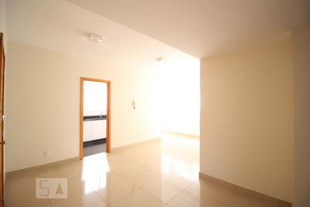 Sala de apartamento à venda com 2 quartos, 75m² em Carmo, Belo Horizonte