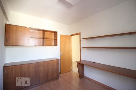 Quarto de apartamento à venda com 2 quartos, 75m² em Carmo, Belo Horizonte