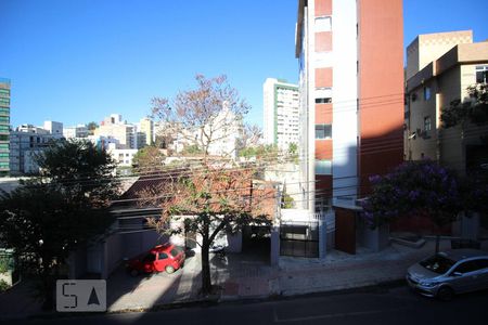 Vista Quarto  de apartamento para alugar com 2 quartos, 80m² em Cruzeiro, Belo Horizonte