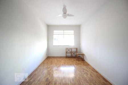 Sala de apartamento para alugar com 2 quartos, 80m² em Cruzeiro, Belo Horizonte