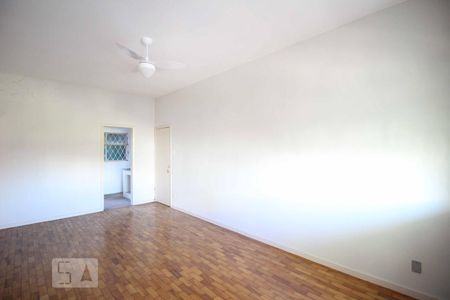 Sala de apartamento para alugar com 2 quartos, 80m² em Cruzeiro, Belo Horizonte