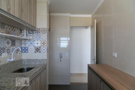 Cozinha de apartamento para alugar com 2 quartos, 60m² em Jardim Celeste, São Paulo