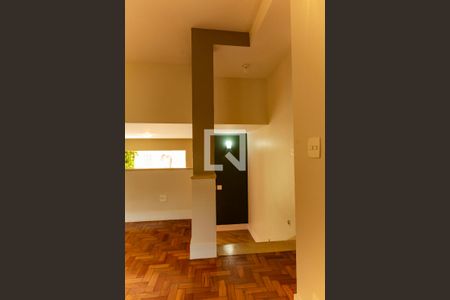 Sala de casa para alugar com 4 quartos, 350m² em Vila Mariana, São Paulo