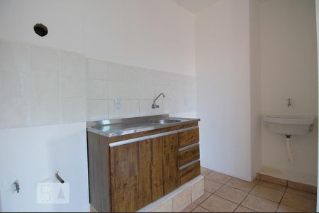 Cozinha de apartamento para alugar com 1 quarto, 35m² em Partenon, Porto Alegre