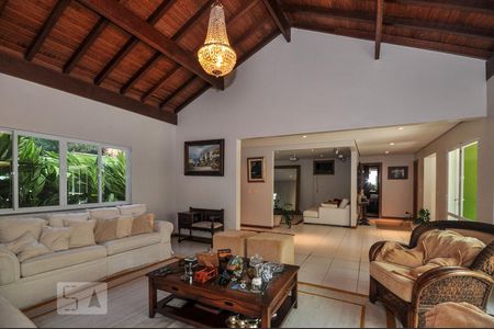 Sala de Estar de casa de condomínio à venda com 4 quartos, 850m² em Anil, Rio de Janeiro