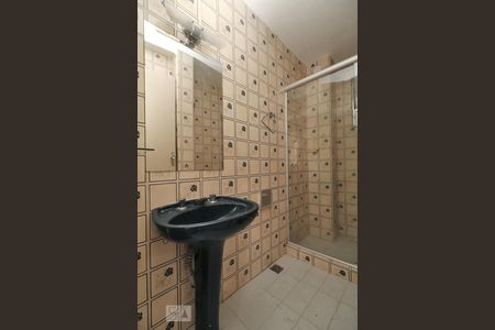 Banheiro Suite. de apartamento para alugar com 3 quartos, 110m² em Copacabana, Rio de Janeiro
