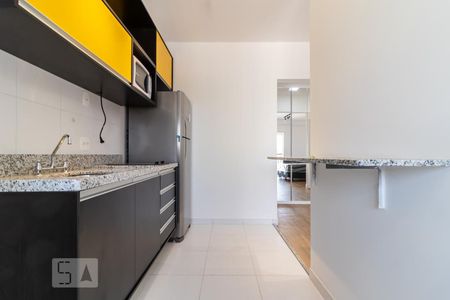 Cozinha de kitnet/studio para alugar com 1 quarto, 36m² em Tamboré, Barueri