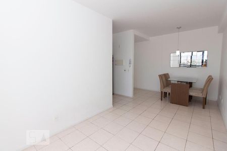 Sala de apartamento para alugar com 3 quartos, 74m² em Maria da Graça, Rio de Janeiro